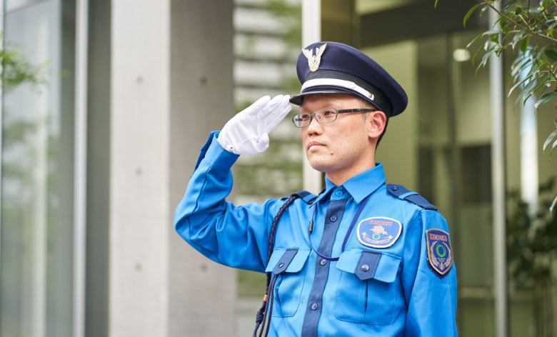 04総合ビルサービス事業警備スタッフ